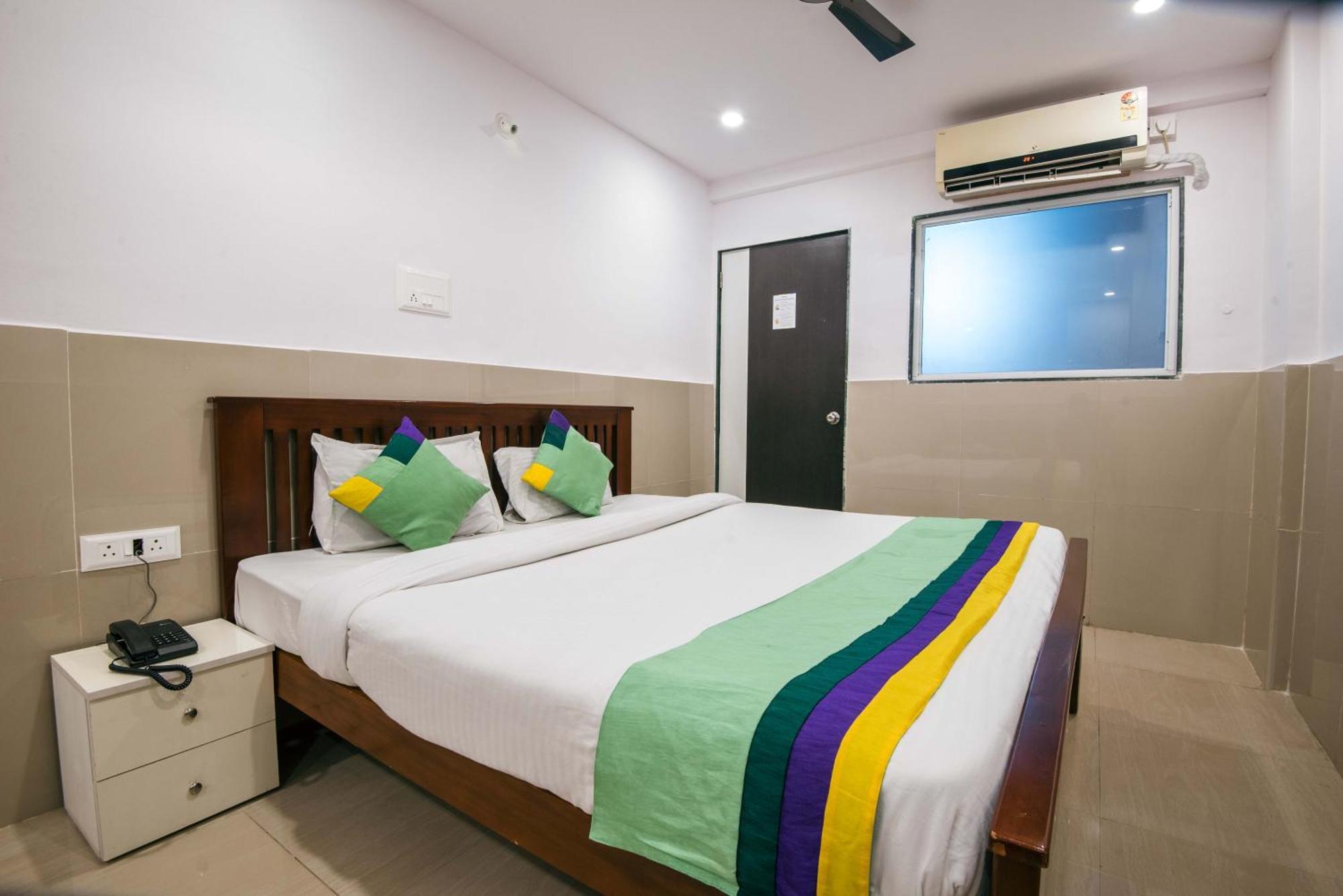 Отель Treebo Empire Executive Premium, Hinjewadi Хинджавади Экстерьер фото