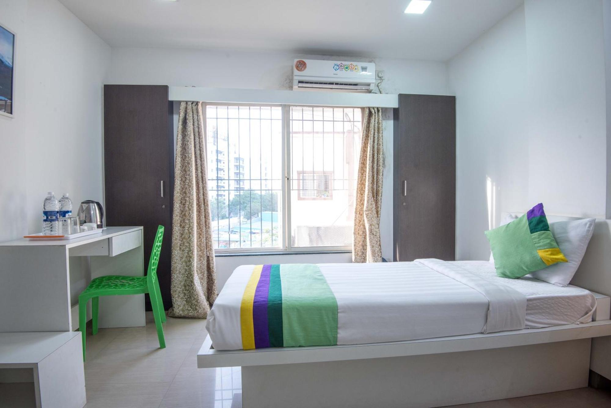 Отель Treebo Empire Executive Premium, Hinjewadi Хинджавади Экстерьер фото