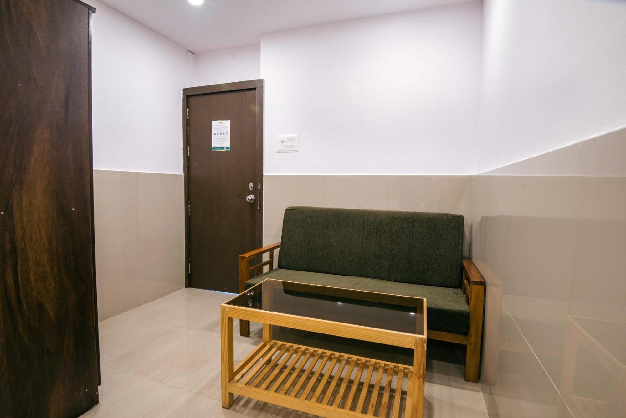 Отель Treebo Empire Executive Premium, Hinjewadi Хинджавади Экстерьер фото