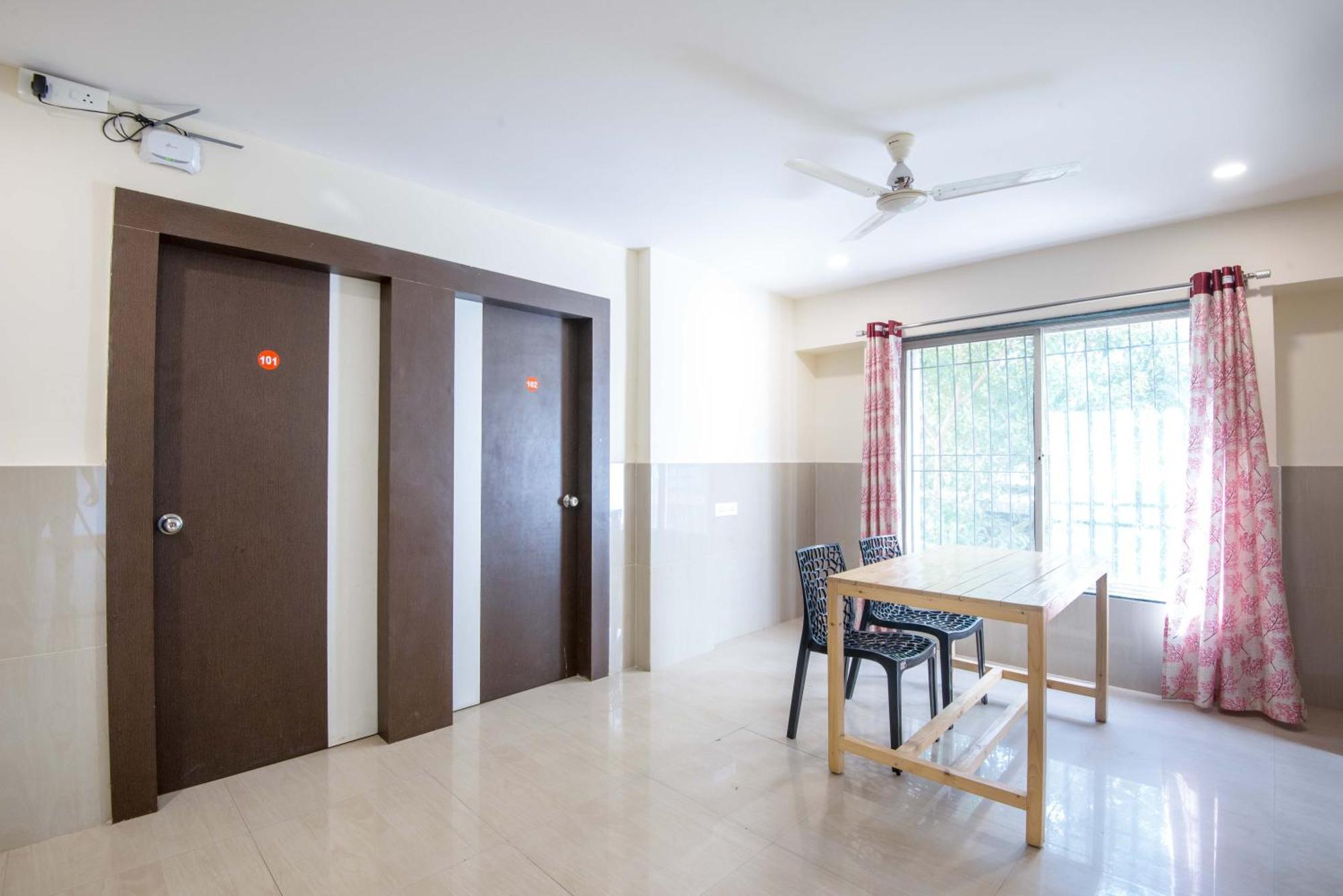 Отель Treebo Empire Executive Premium, Hinjewadi Хинджавади Экстерьер фото